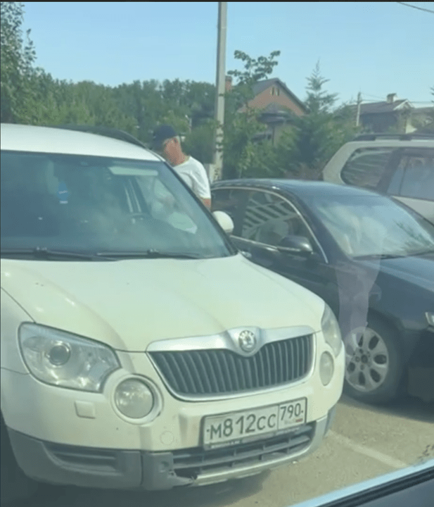 Автомобиль с номером М812СС 790RUS Skoda Yeti зарегистрирован